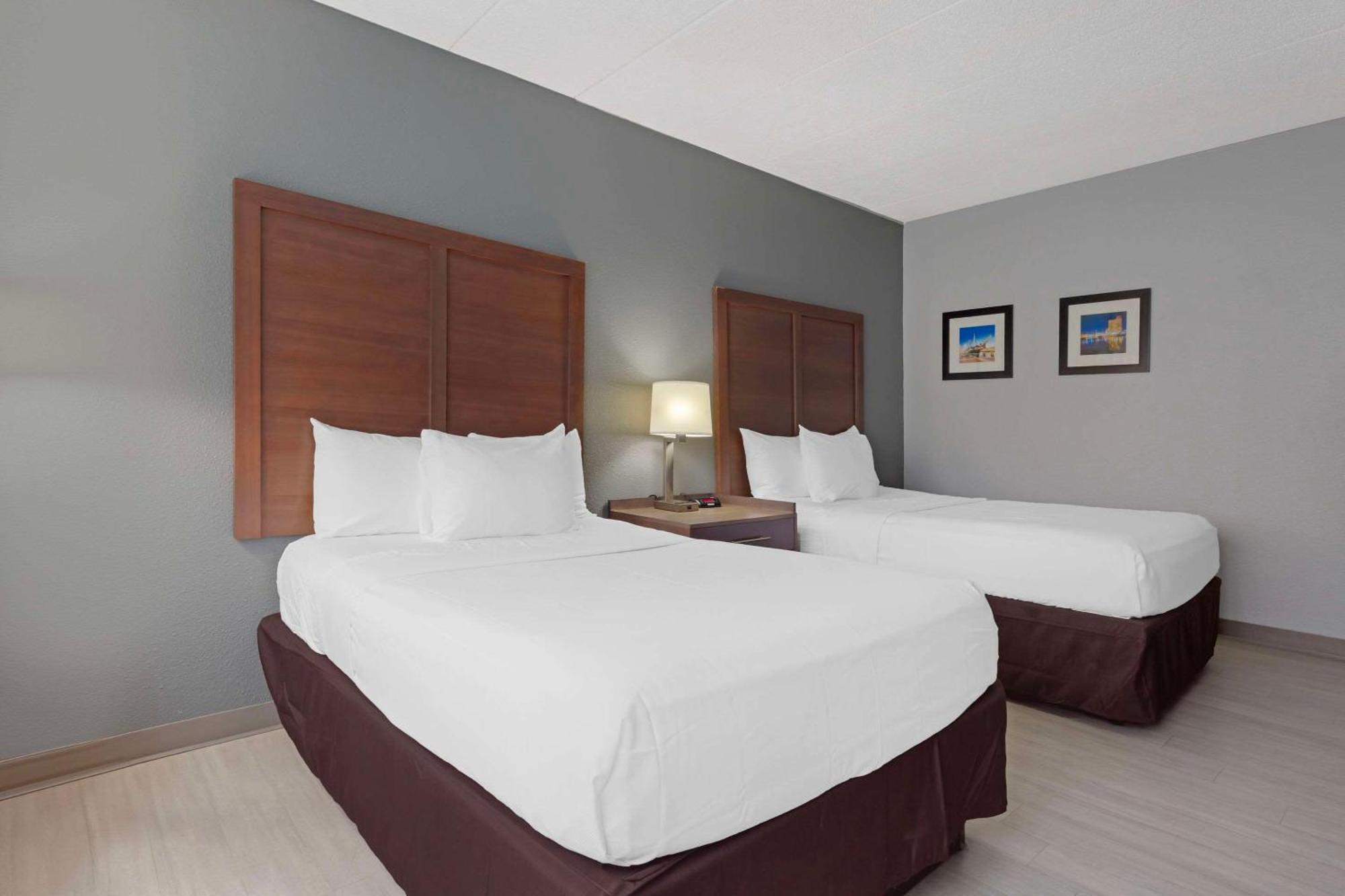 Clarion Hotel & Suites BWI Airport North Baltimore Kültér fotó
